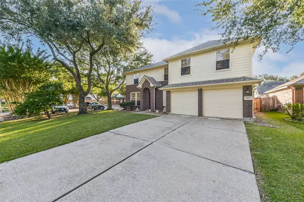 11830 Pedernales Falls Lane, Sugar Land, TX 77498