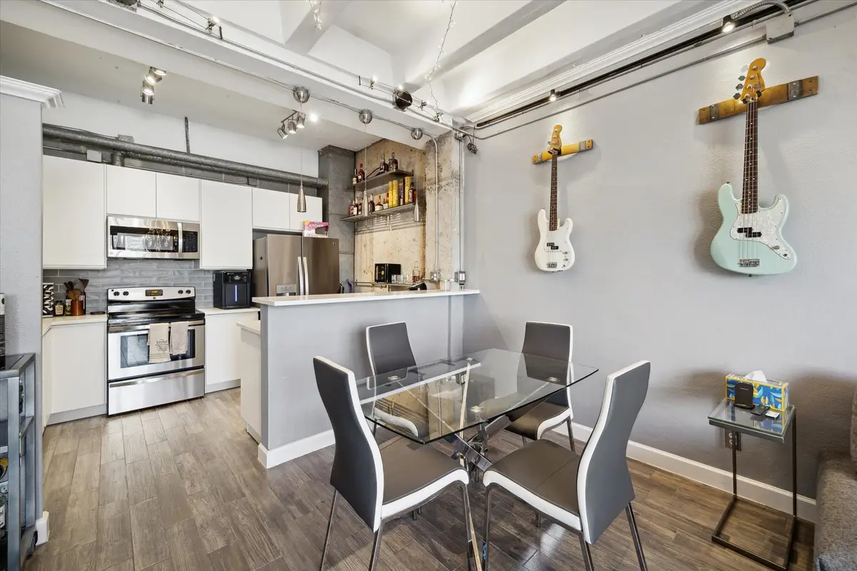 2016 Main Street #2417, Houston, TX 77002 - Image #1