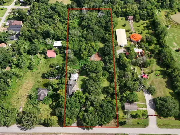 3725 Fuqua Street, Houston, TX 77047