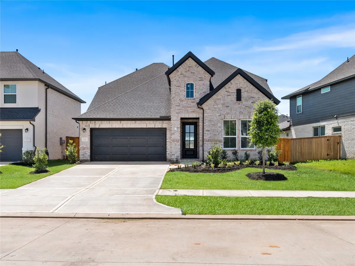 31923 Burkett Crest Lane, Fulshear, TX 77441 - Image #1