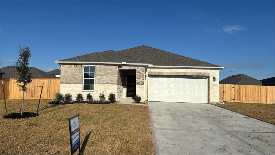 13318 Carpenter Place, Monterey Belvieu, TX 77535 - Image #2