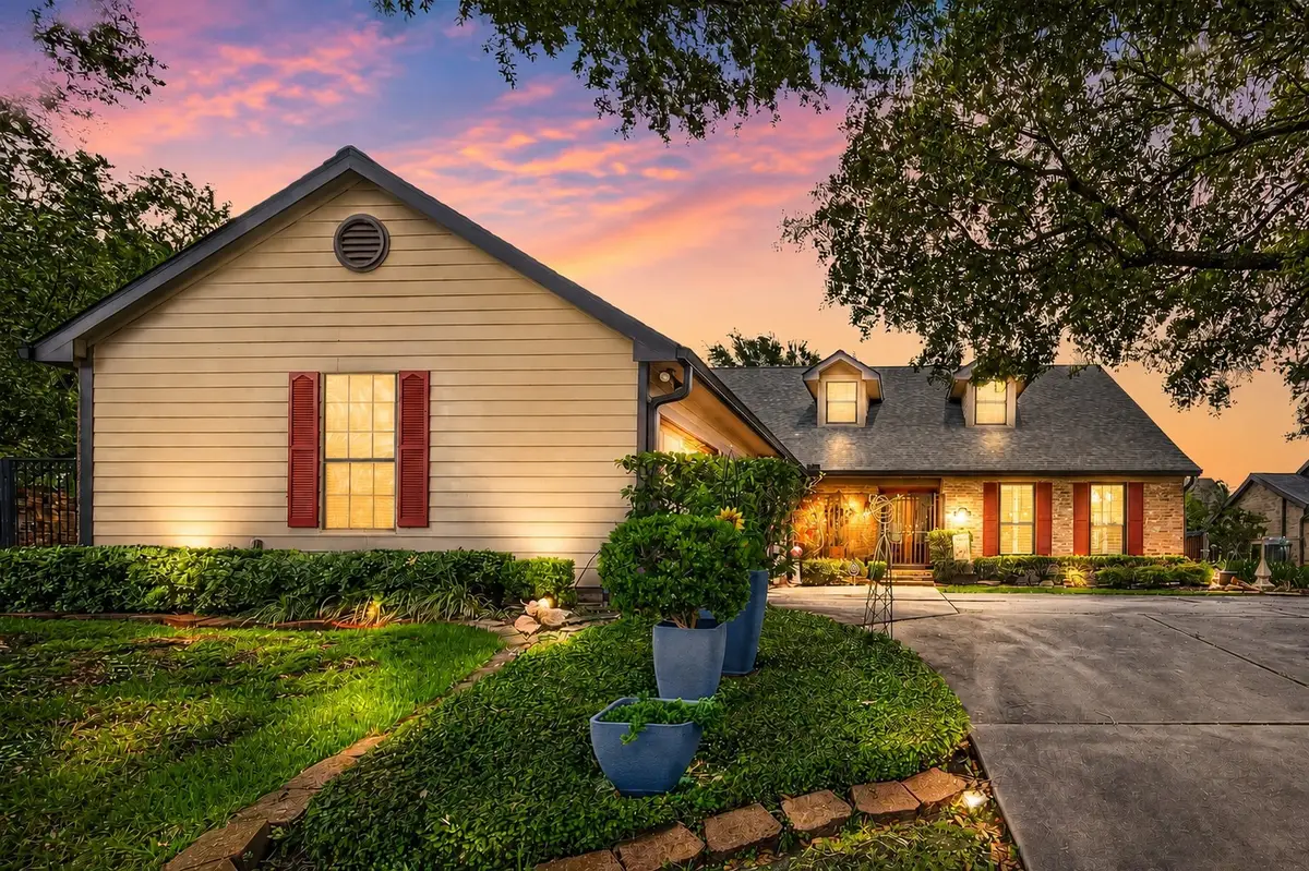 303 Longview Drive, Sugar Land, TX 77478 - #1