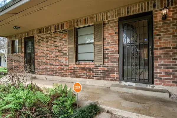 250 Guadalupe River Drive, Seguin, TX 78155