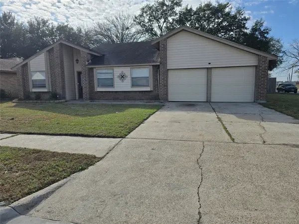 7611 Seminole Street, Baytown, TX 77521