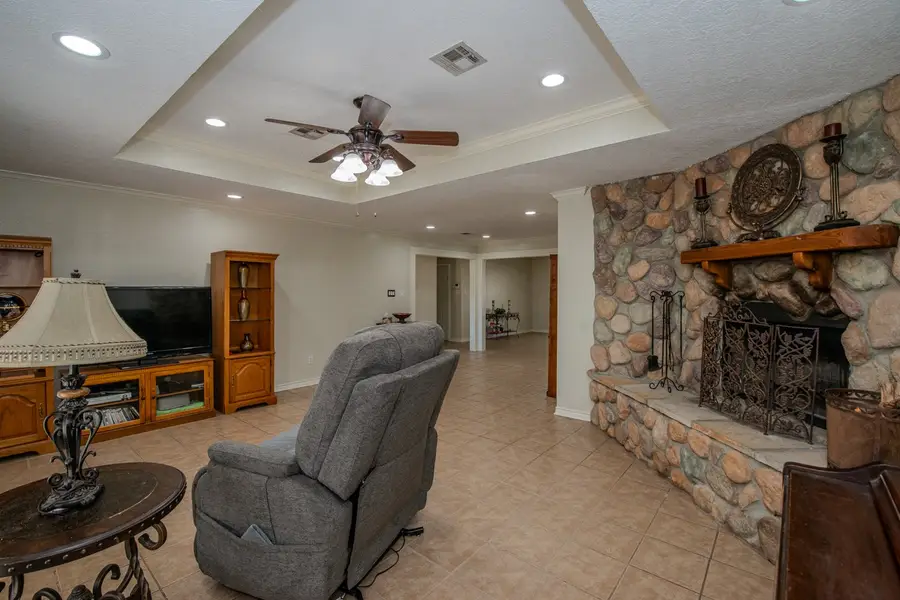 820 Enfield Lane, Beaumont, TX 77707 - Image #3