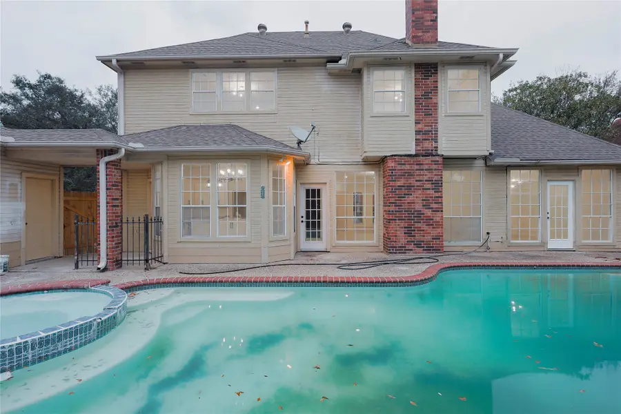 17527 Sandy Cliffs Drive, Houston, TX 77090 - Image #2