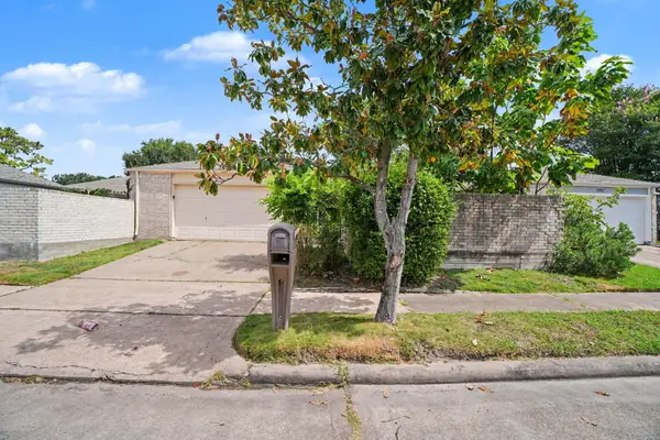 11906 N Fairhollow Lane, Houston, TX 77043
