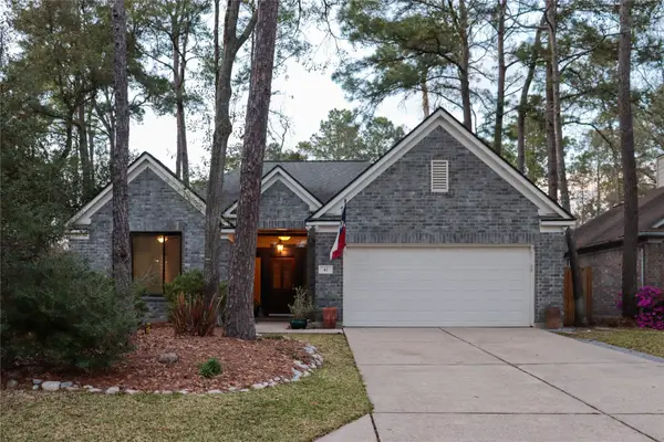 42 Tranquil Glade Place, The Woodlands, TX 77381