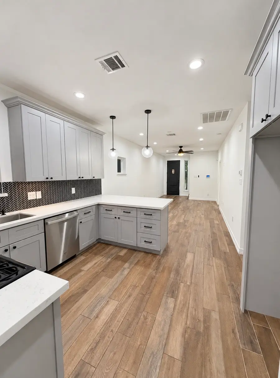 1076 Dewalt Street, Houston, TX 77088 - #2