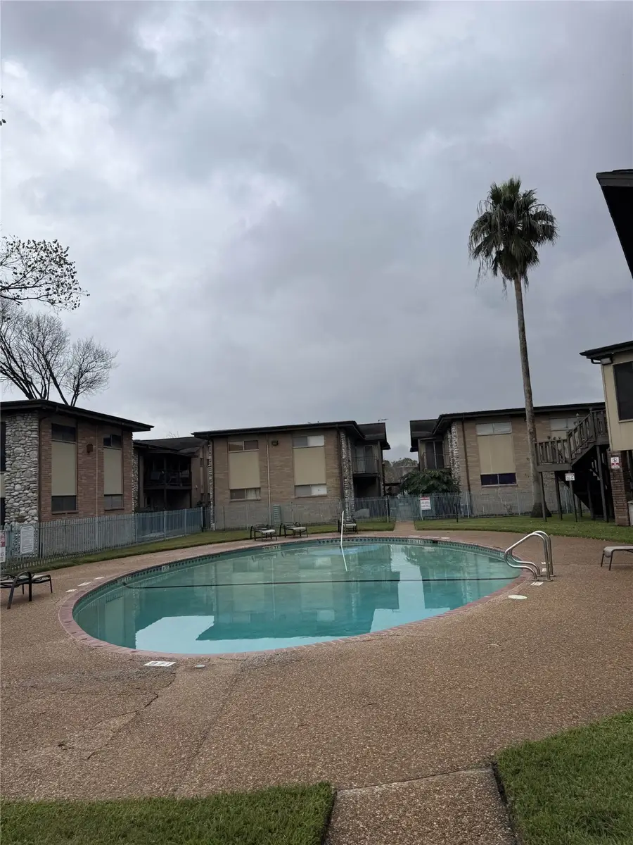 7047 Bissonnet Street #70, Houston, TX 77074 - Image #2