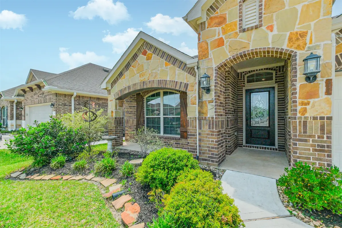 18826 Rosewood Terrace Drive, New Caney, TX 77357 - Image #1