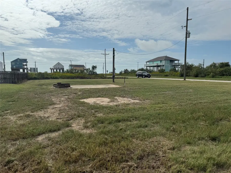 1028 Waco Road, Gilchrist, TX 77617 - #2