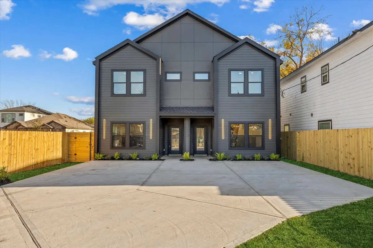 1025 Calvin Avenue, Houston, TX 77088 - #1