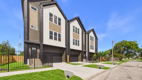 4205 Arlington Street, Houston, TX 77018
