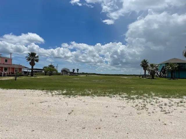 1125 North Ocean Drive, Port Lavaca, TX 77979 - Image #2