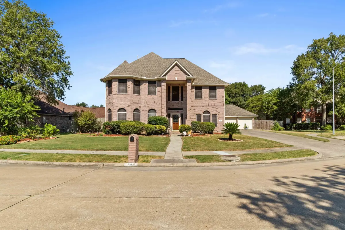 407 Barberry Lane, Baytown, TX 77520 - Image #1