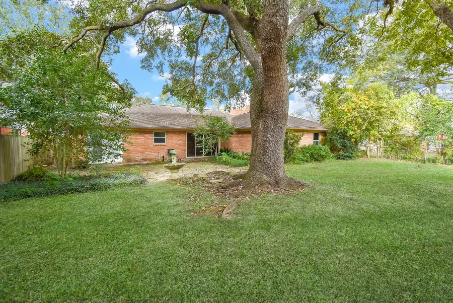 4721 Briarbend Drive, Houston, TX 77035 - Image #3