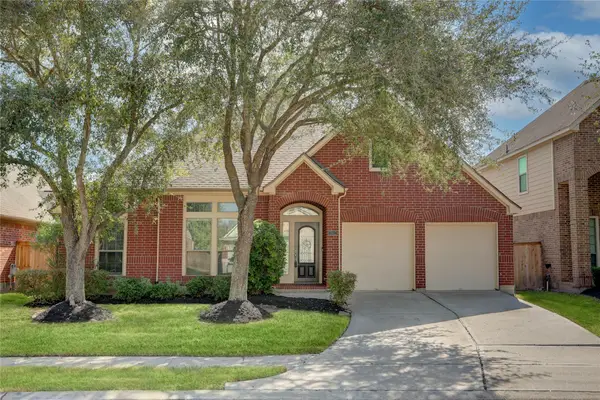 13612 Summer Cloud Lane, Pearland, TX 77584