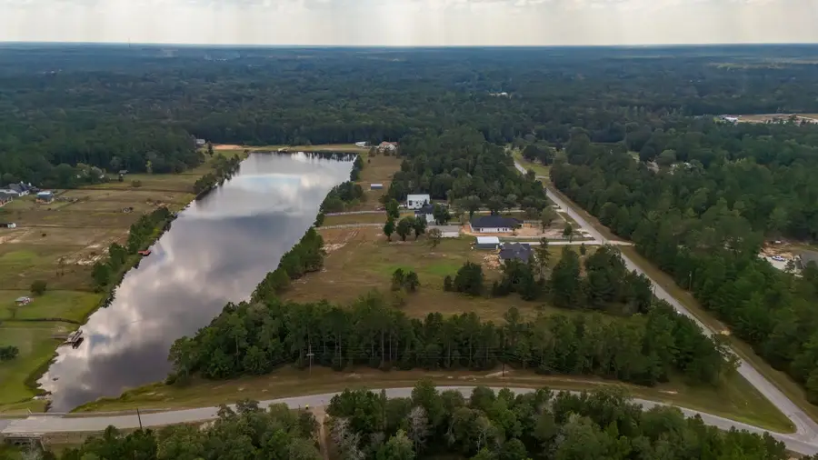 2080 White Doe Court, Cleveland, TX 77328 - Image #2