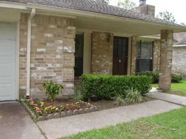 4051 Sherwood Street E, Houston, TX 77339
