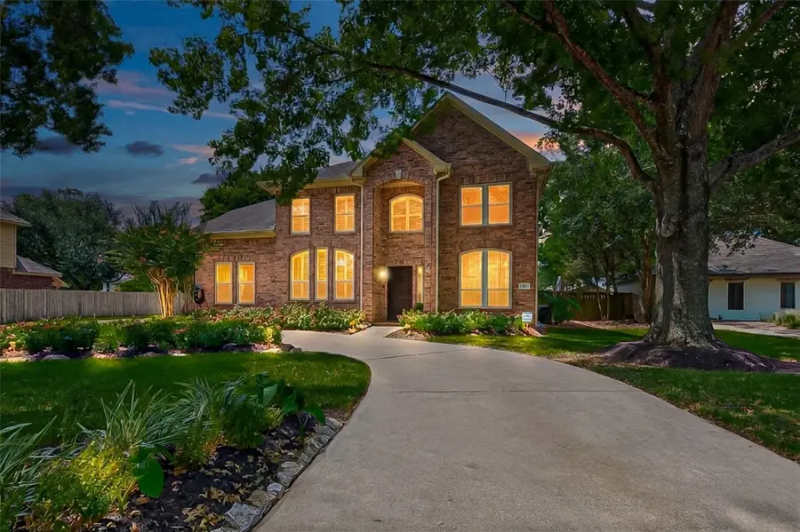 412 Melodywood Drive, Friendswood, TX 77546 - #2