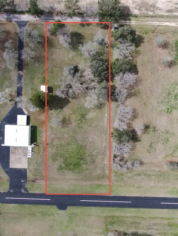 000 Cessna Lane, Needville, TX 77461