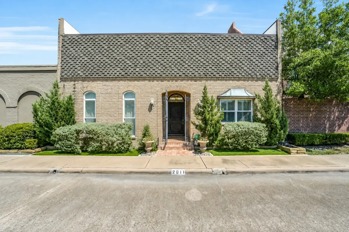 2011 Canongate Drive, Houston, TX 77056 - #1