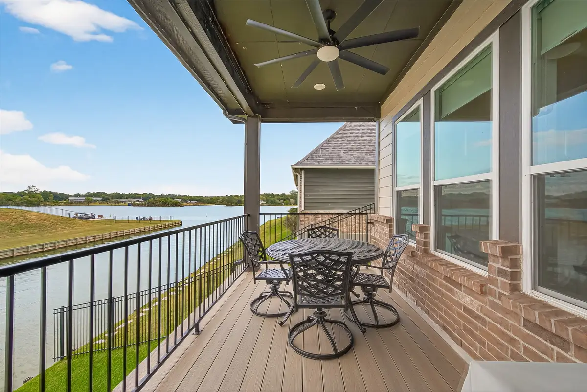 10700 S Lake Mist Lane, Willis, TX 77318 - Image #1