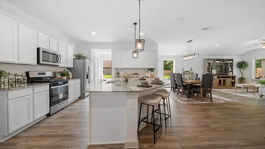 1935 Hamilton Avenue, Nome, TX 77629 - Image #3