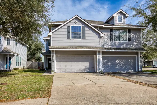 280 Brandy Ridge Lane, Dickinson, TX 77539