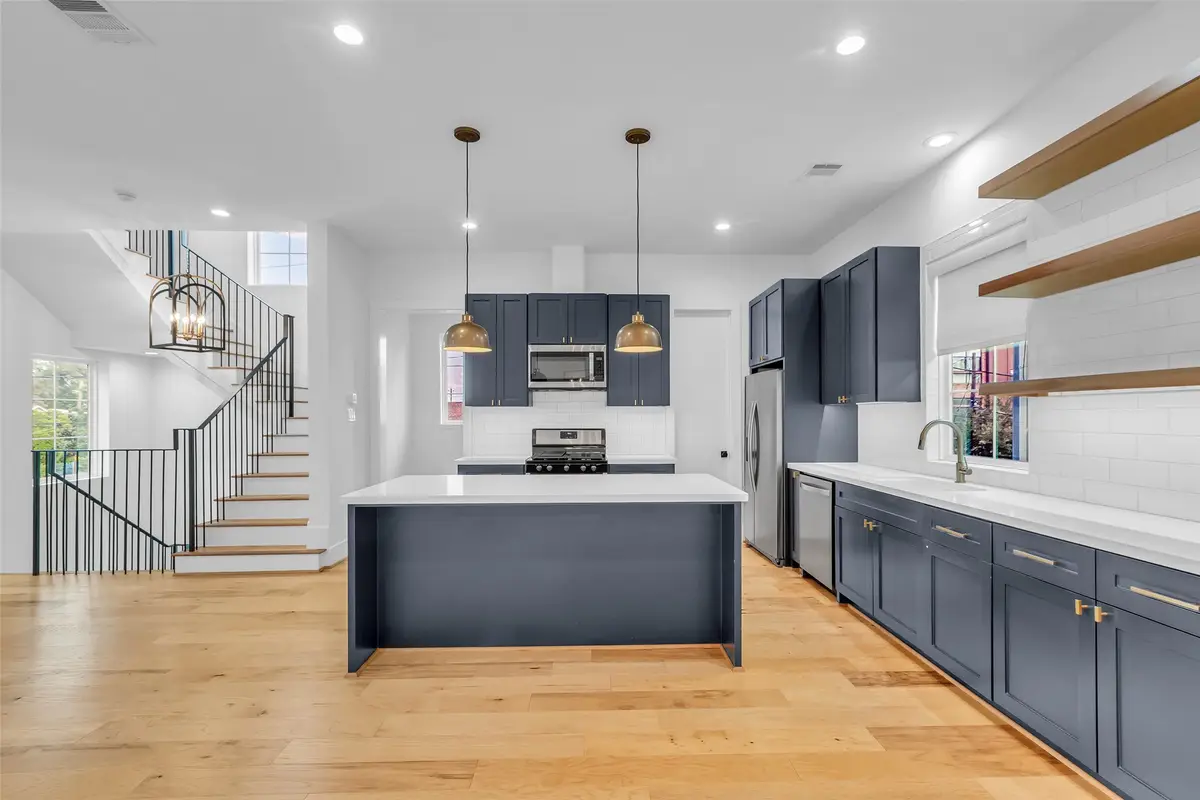 204 Burr Street #G, Houston, TX 77011 - Image #1