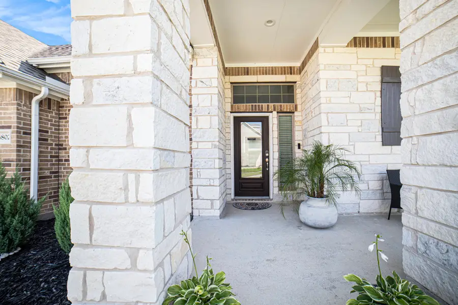 6802 Aspen Peak Drive, Baytown, TX 77521 - Image #2