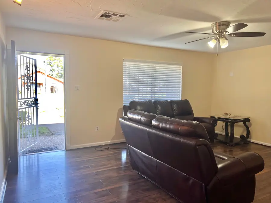 7913 Cook Road, Houston, TX 77072 - Image #3