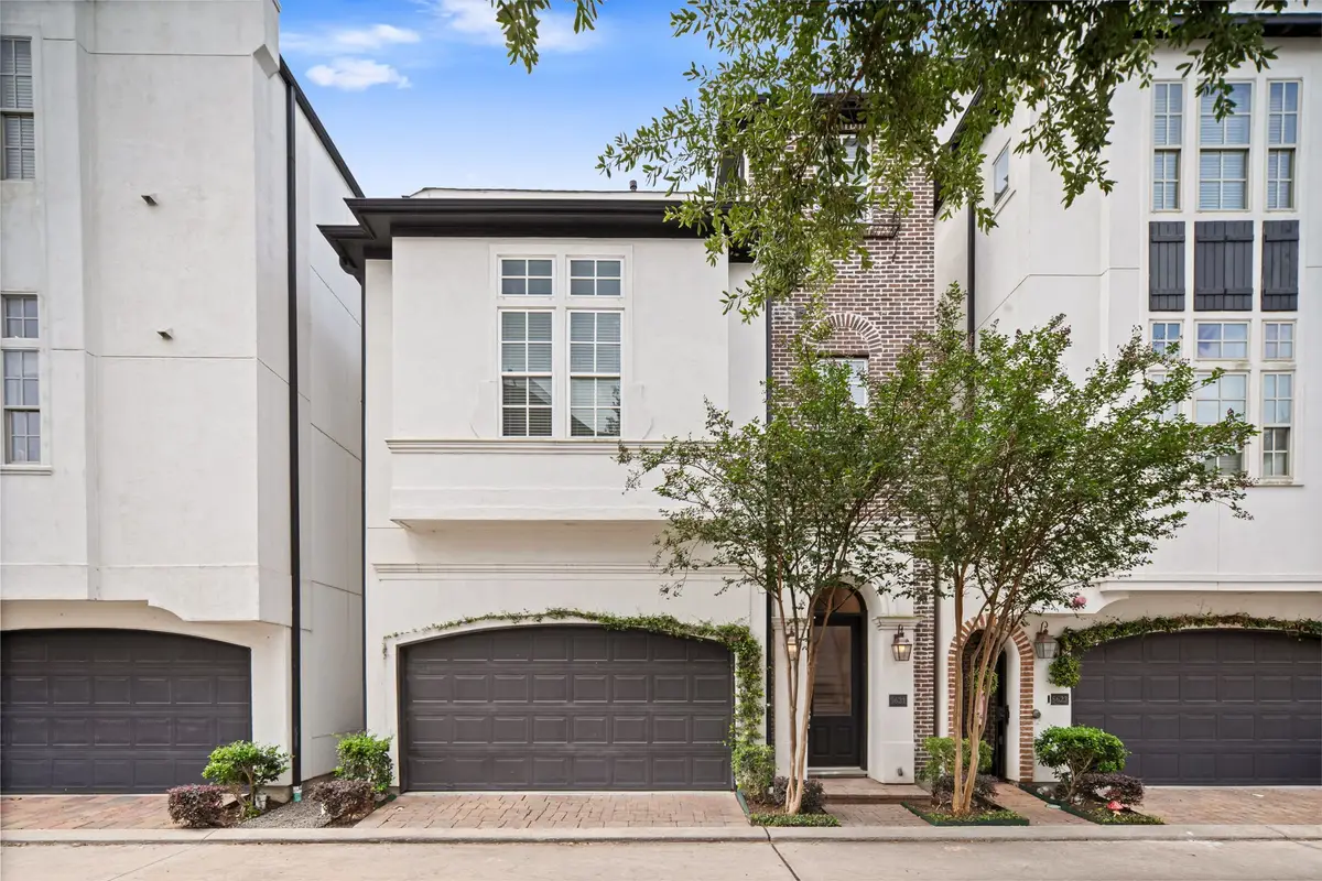 5621 Cohn Meadows Lane, Houston, TX 77007 - #1