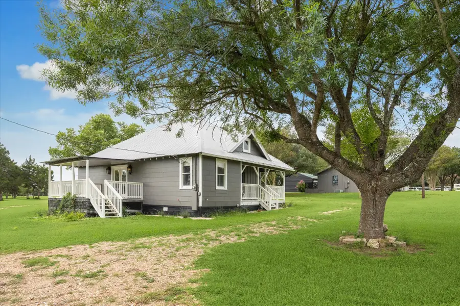 1515 Highway 237, Burton, TX 77835 - Image #2