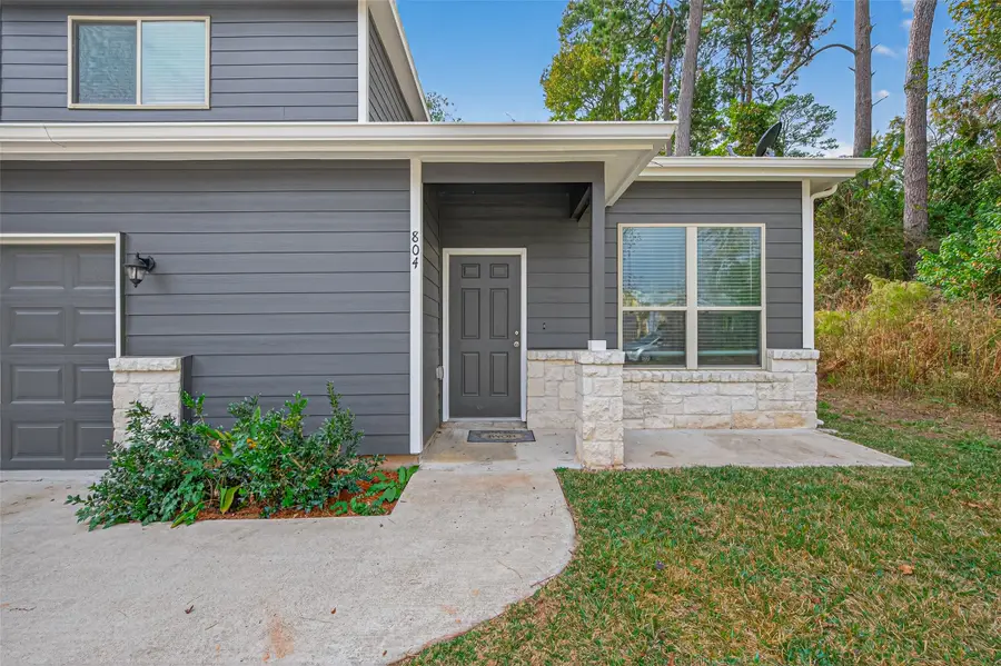804 Pearl River Drive, Conroe, TX 77316 - Image #3