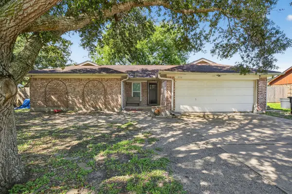2714 Westfield Street, Alvin, TX 77511