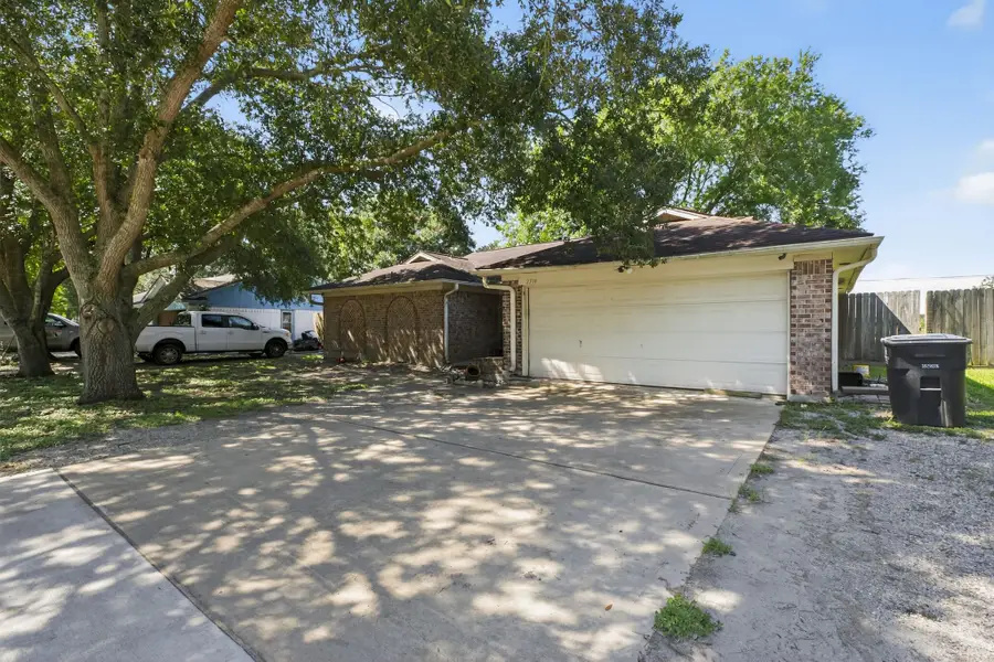 2714 Westfield Street, Alvin, TX 77511 - Image #2