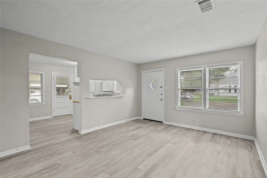 411 Forrest Street, Baytown, TX 77520 - Image #2