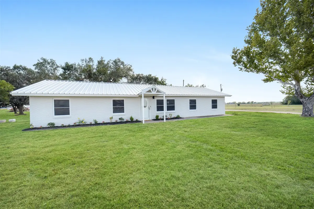 2265 County Road 312, Louise, TX 77455 - Image #1