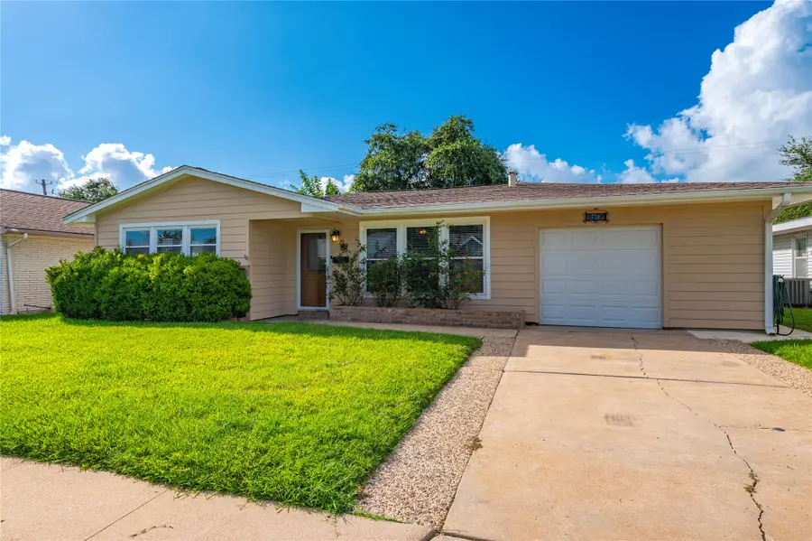 7109 Poplar Drive, Galveston, TX 77551 - #2