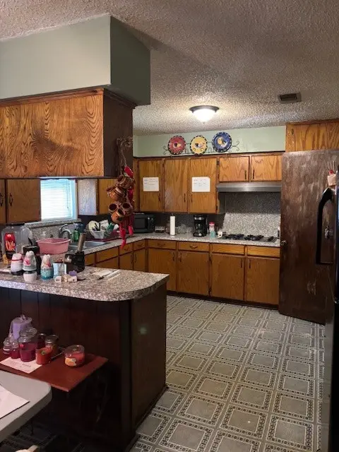 21 N Avenue D, Freeport, TX 77541 - Image #3