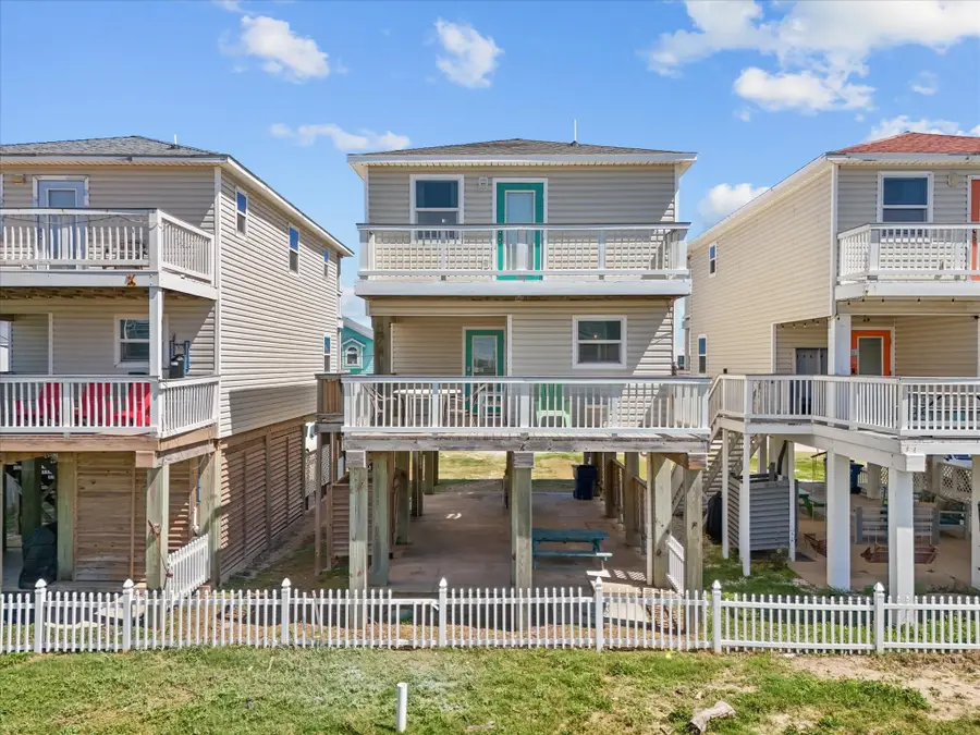 127 Howard, Surfside Beach, TX 77541 - Image #3