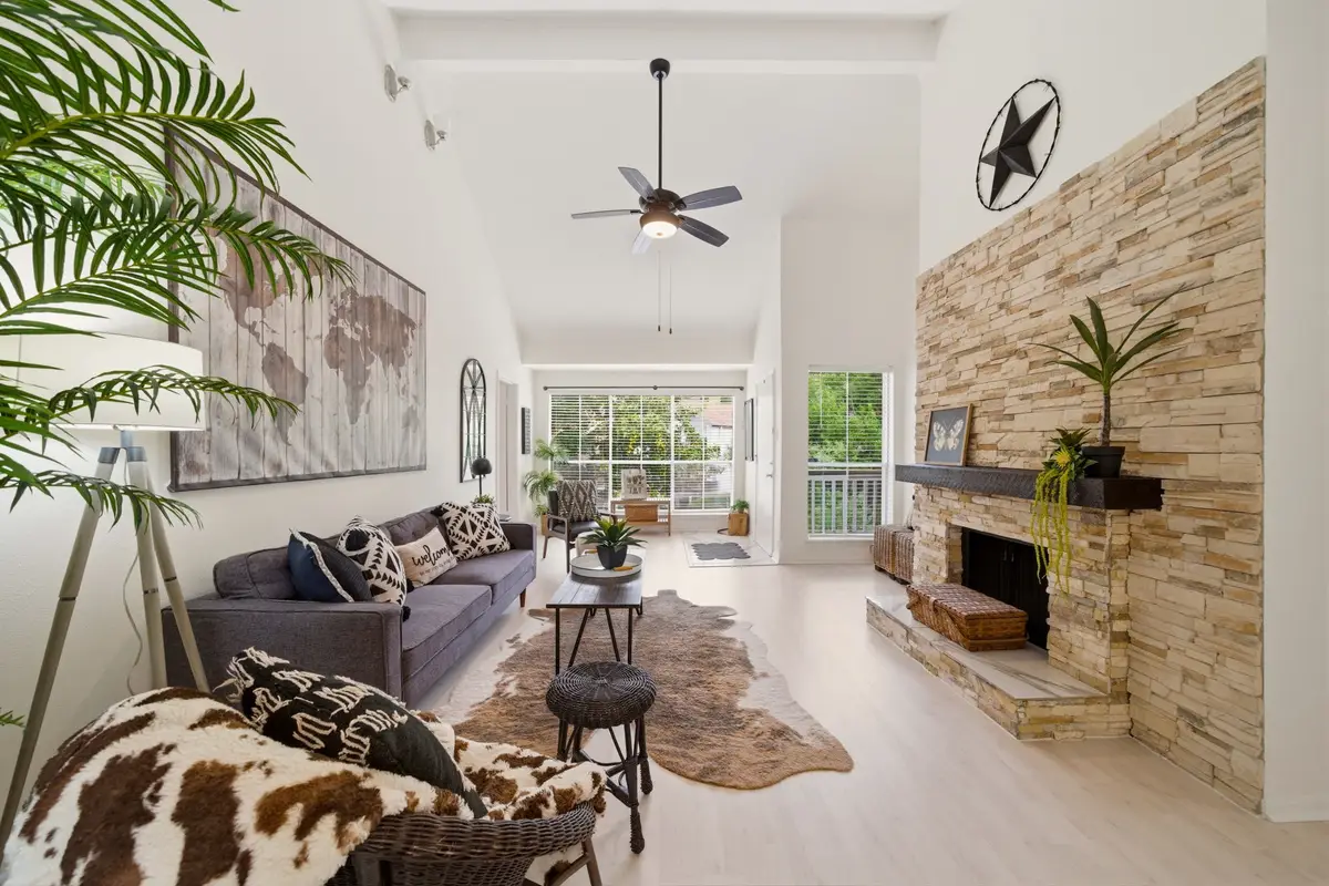 2100 Tanglewilde Street #750, Houston, TX 77063 - #1