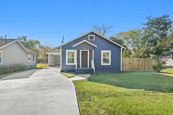 8302 Tavenor Lane, Houston, TX 77075