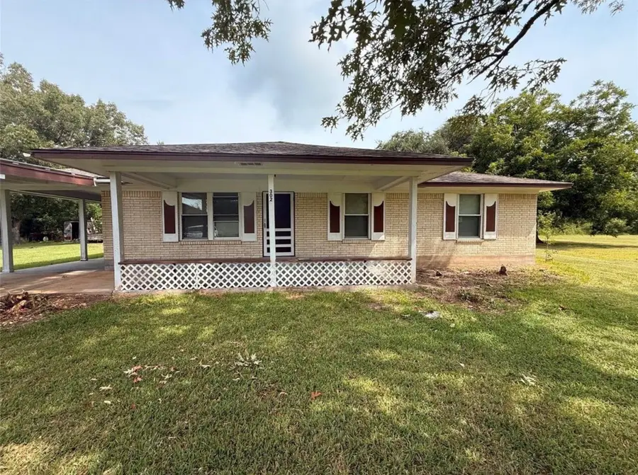 302 Channelview Drive, Anahuac, TX 77514 - #2