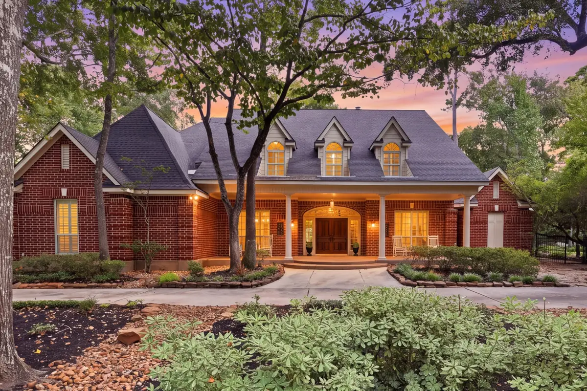 7 Pastoral Pond Circle, The Woodlands, TX 77380 - #1