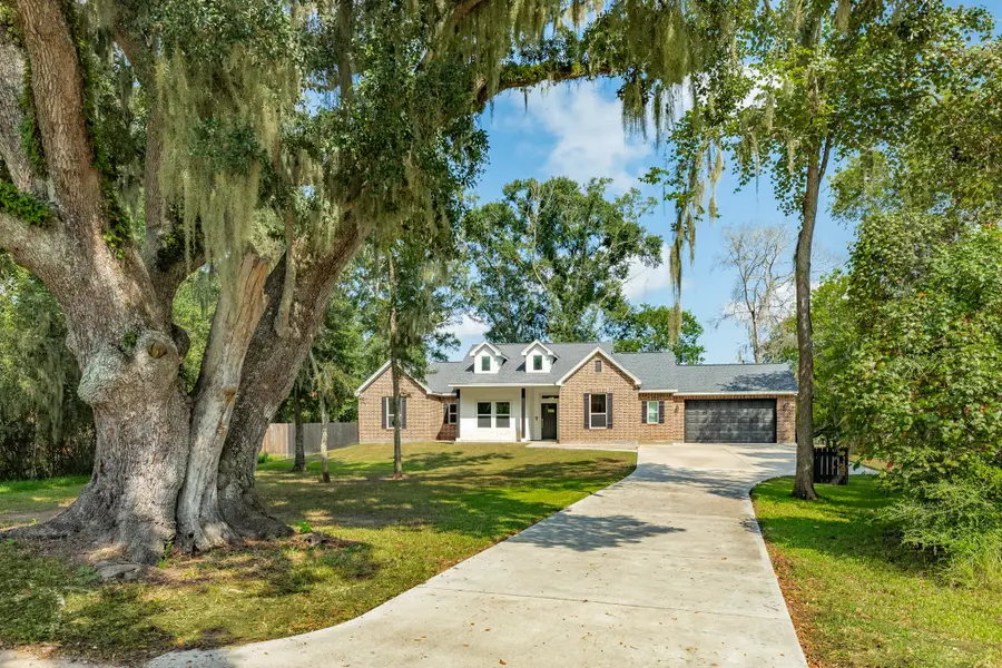 1219 Chuckwagon Court, Angleton, TX 77515 - #2