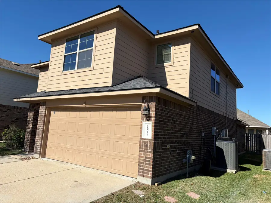 16527 Silla Ridge Court, Houston, TX 77049 - Image #2