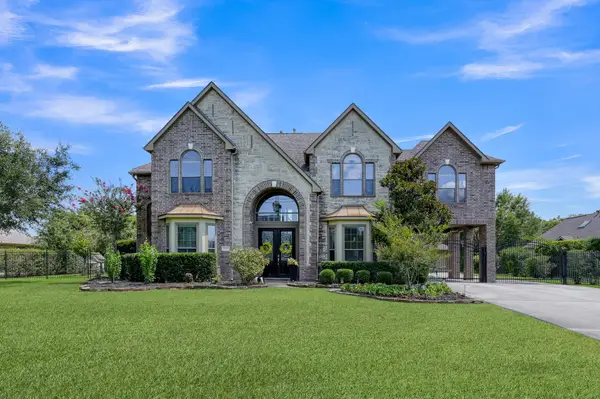 21111 Fairhaven Creek Drive, Cypress, TX 77433